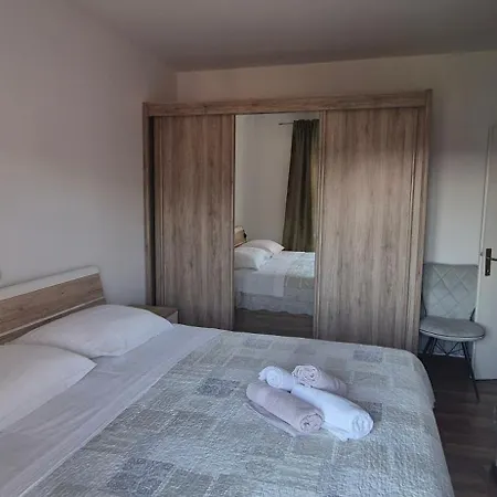 Apartment Renata *